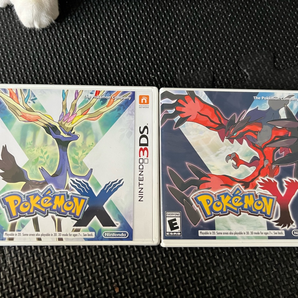 Pokémon 3DS games used but good condition
